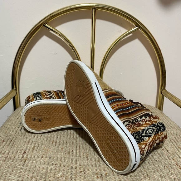 INKKAS -UNISEX Hanmade in Peru ?? Bohemian High-Top Sneakers main image 4